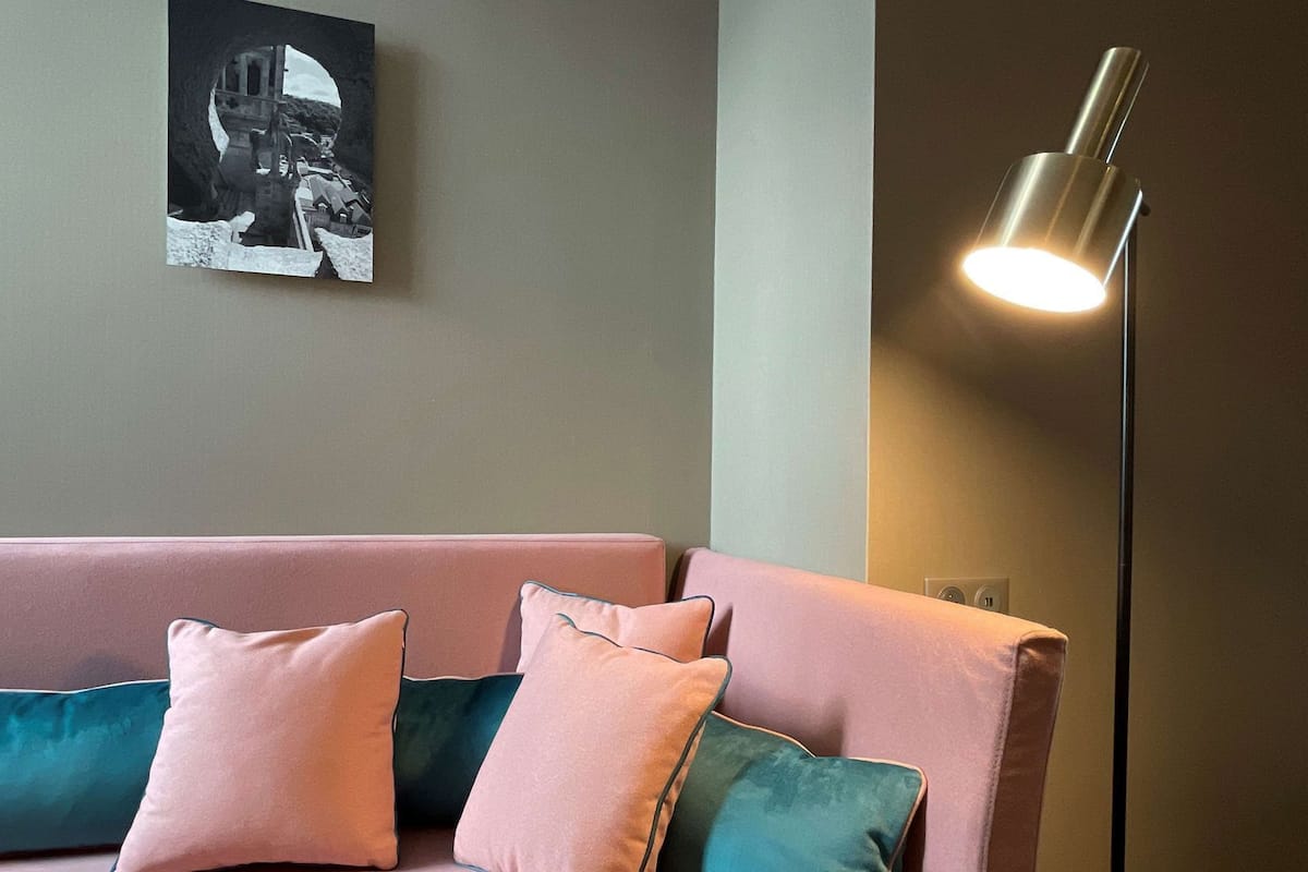 In-room safe, individually furnished, desk, laptop workspace