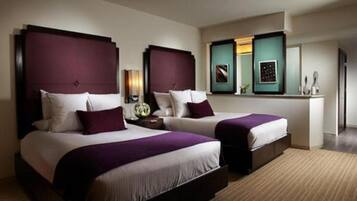 1 bedroom, in-room safe, desk, free WiFi