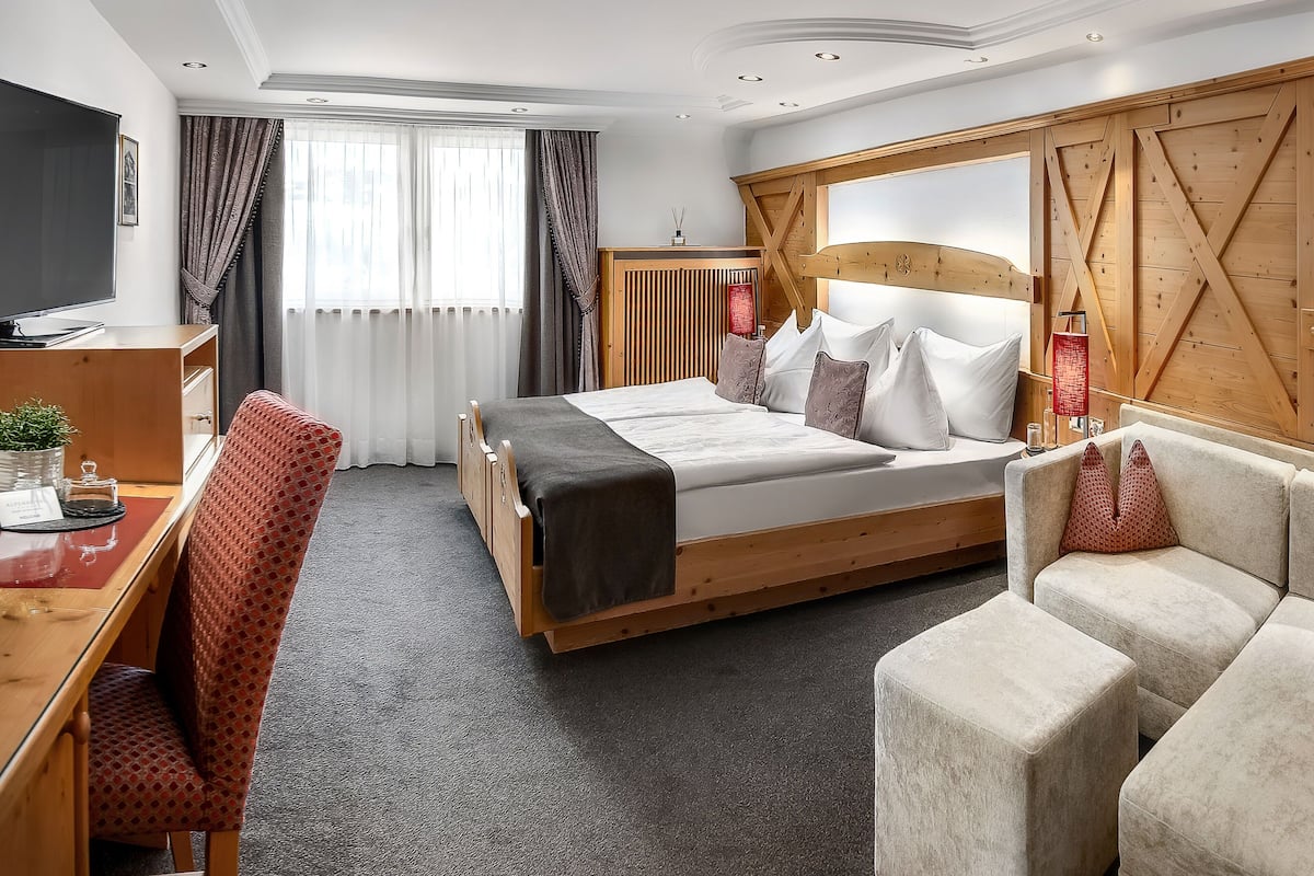 Premium bedding, minibar, in-room safe, individually decorated