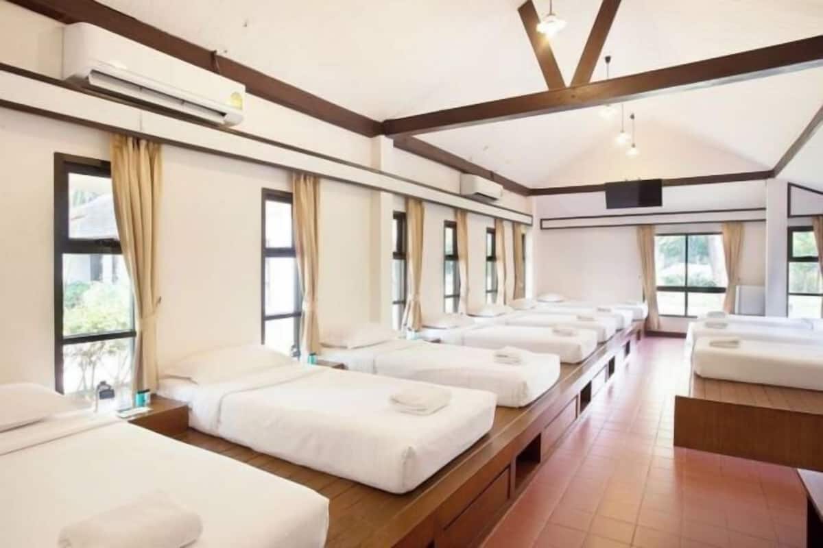 Minibar, két bảo mật tại phòng, phòng cách âm