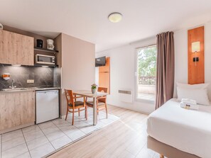 Studio | Näkymä huoneesta