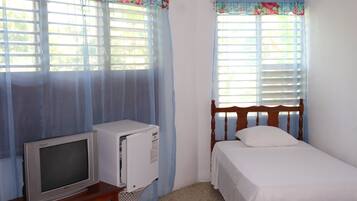 Quarto standard | Camas Select Comfort, cofres nos quartos, ferros/tábuas de passar roupa