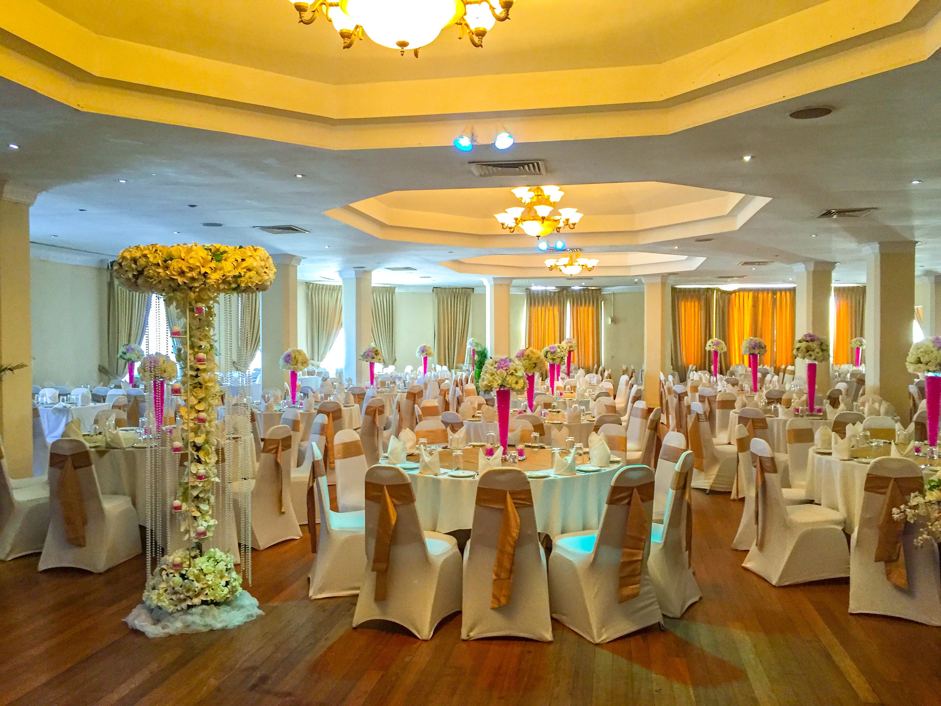 Banquet hall