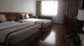 Kamar Double atau Twin Premium | Minibar, meja kerja, tempat tidur lipat/tambahan, dan Wi-Fi gratis