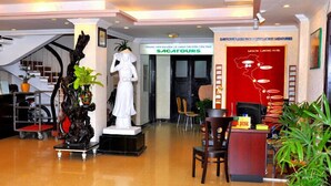 Khu sảnh