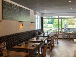 Breakfast and dinner served, Regional cuisine - Hotel Fritz (Valwig)