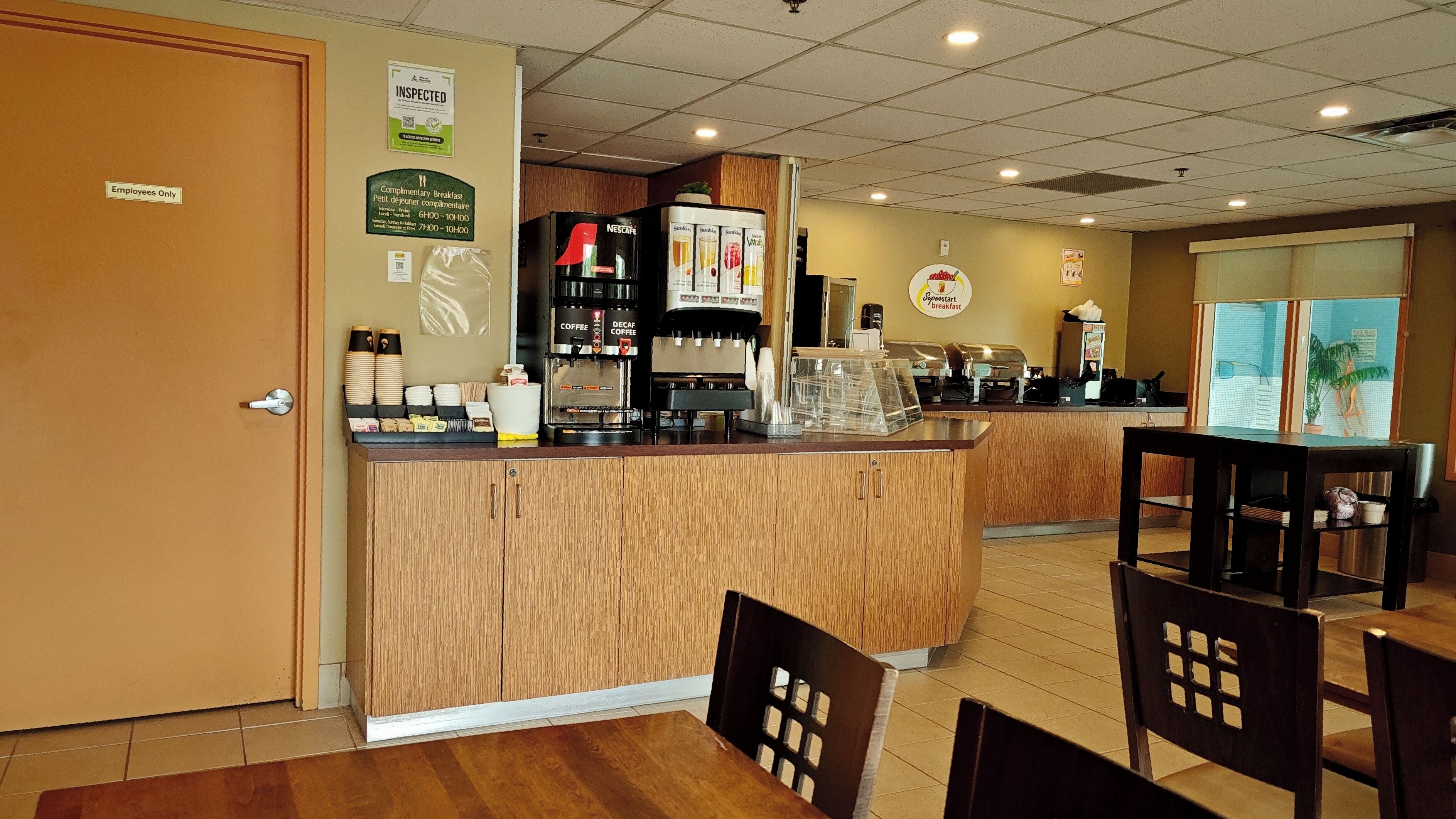 Free daily full breakfast