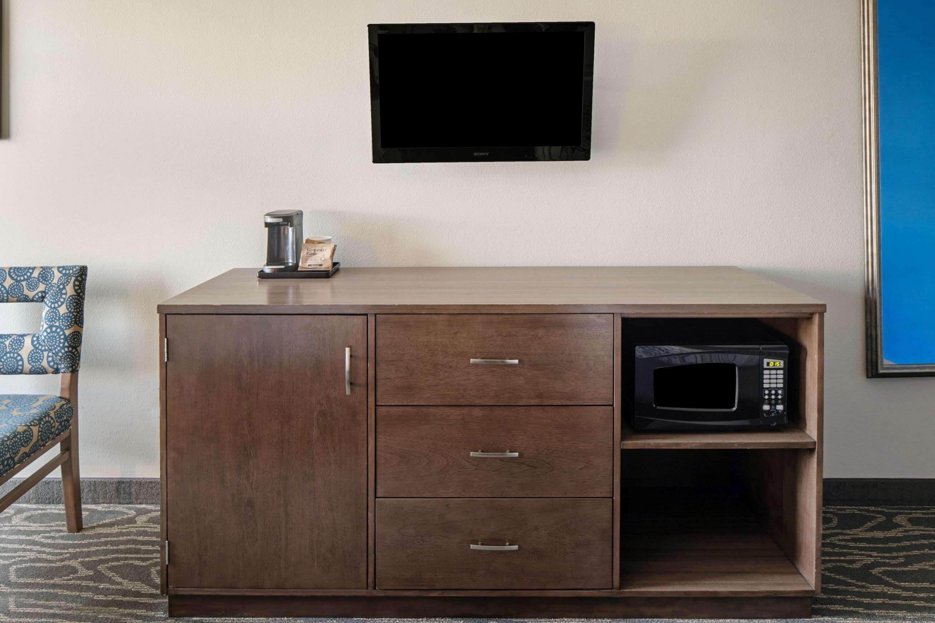 premium bedding, desk, iron/ironing board, free wifi