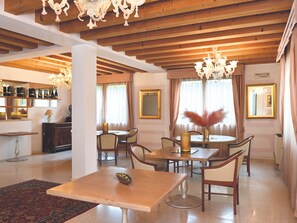 Sitteområde i lobbyen