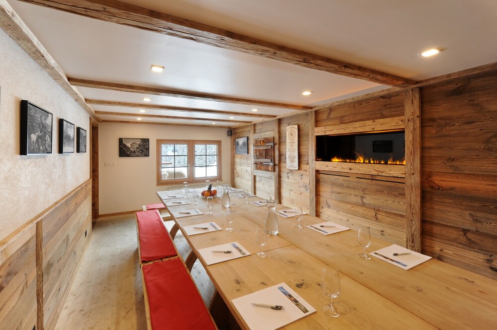 Alpinhotel Bort by null