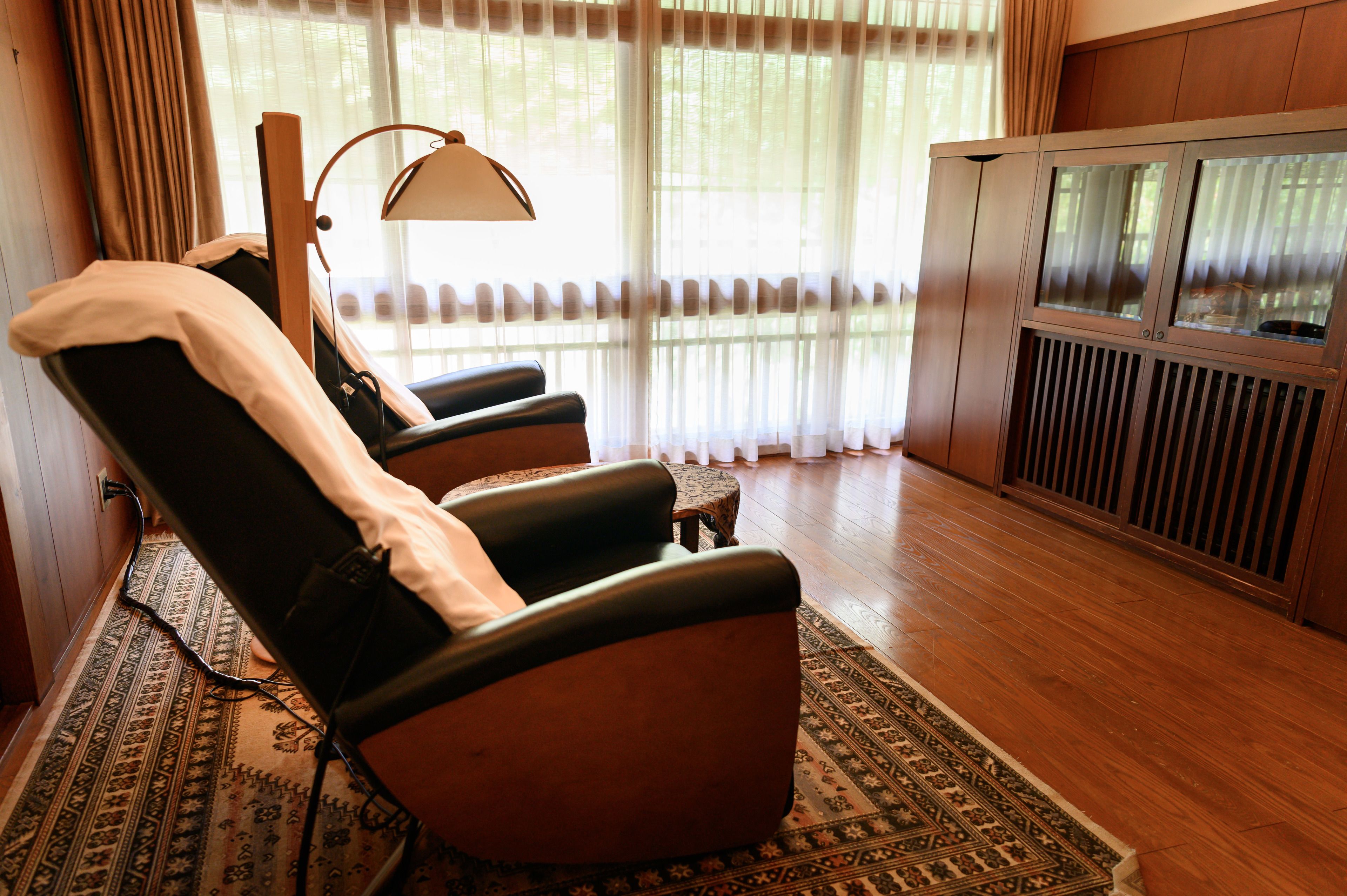 Daunenbettdecken, Minibar, Zimmersafe, Schreibtisch