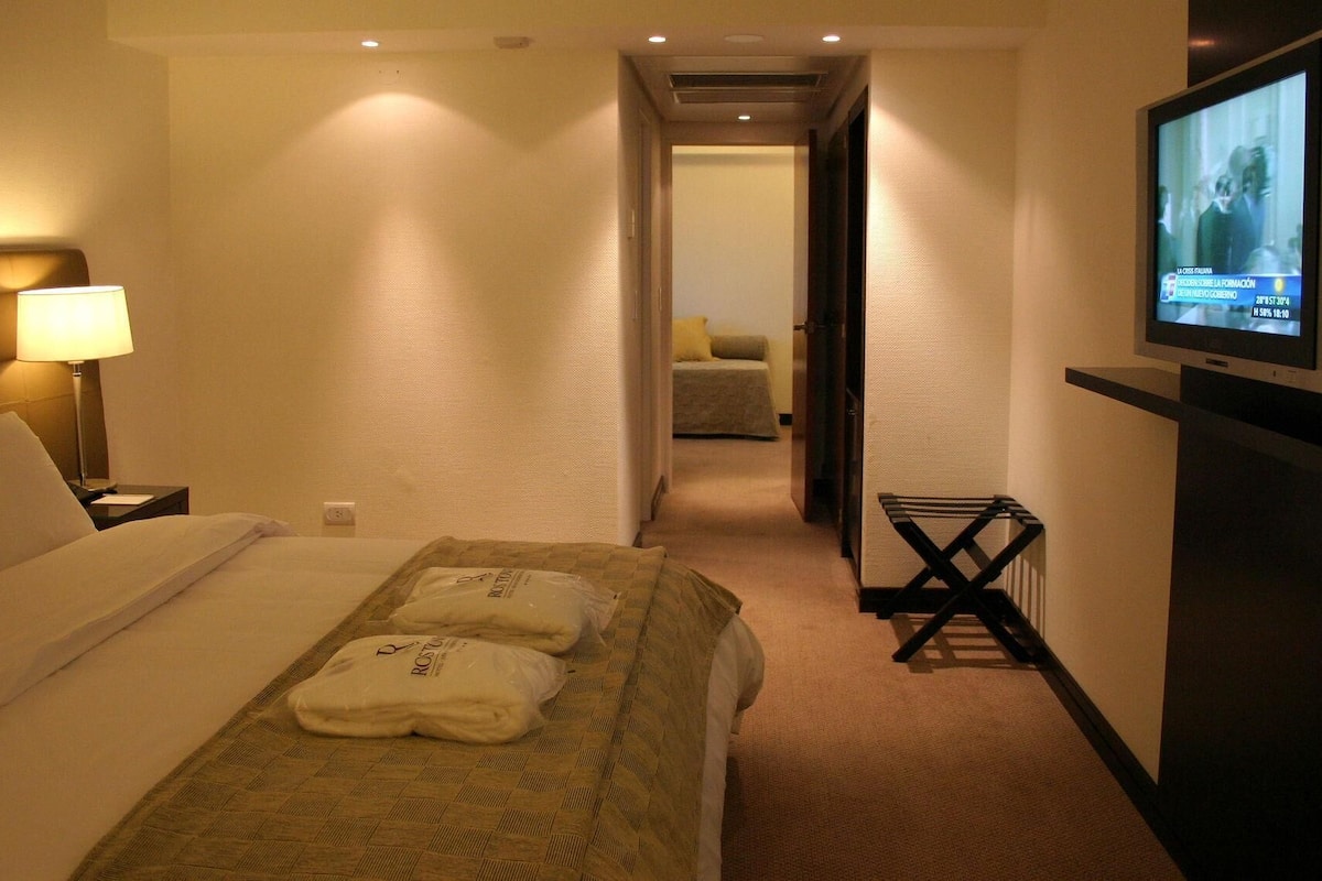 Premium bedding, down comforters, pillowtop beds, minibar