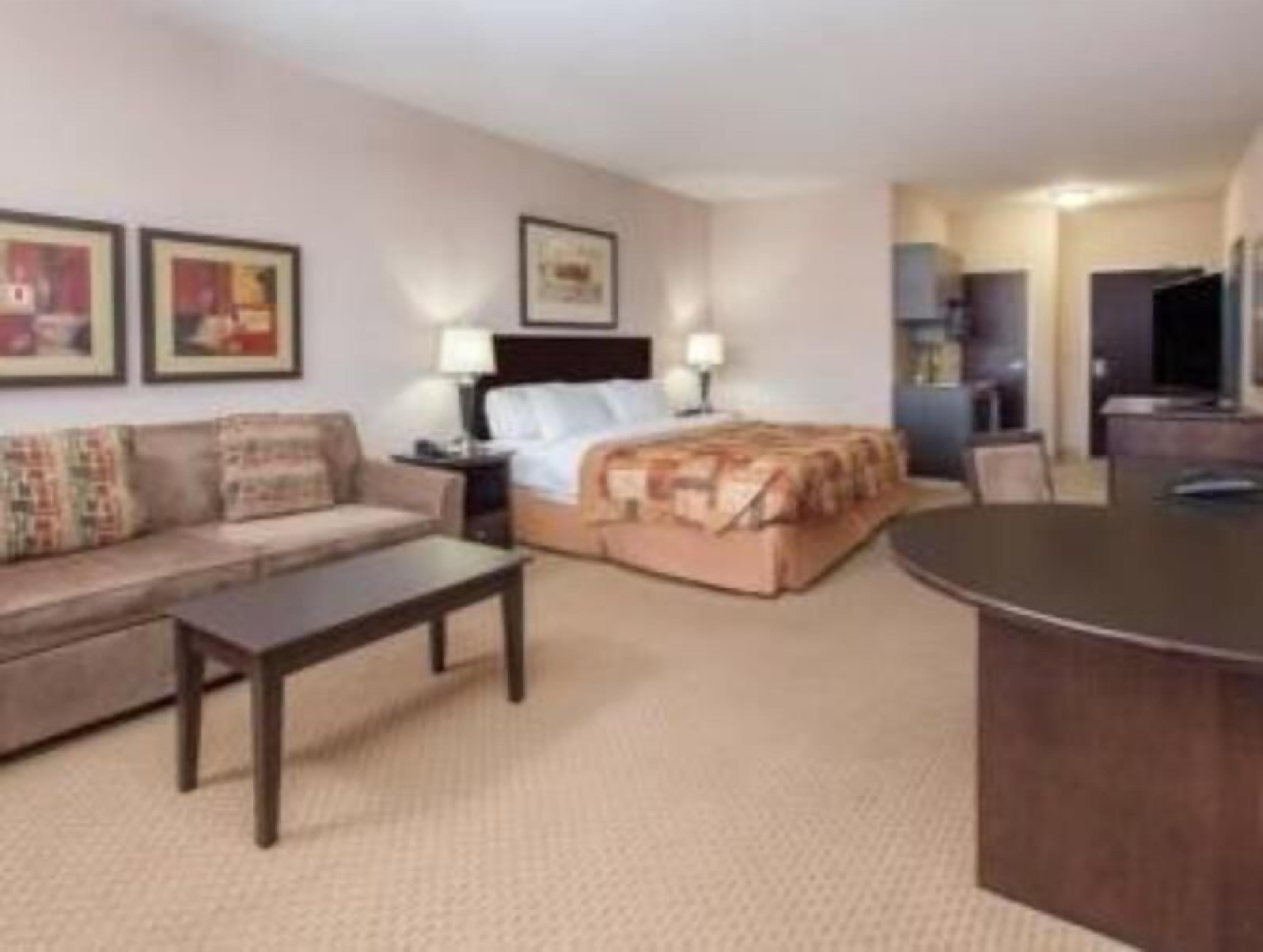 Premium bedding, down duvets, in-room safe, desk