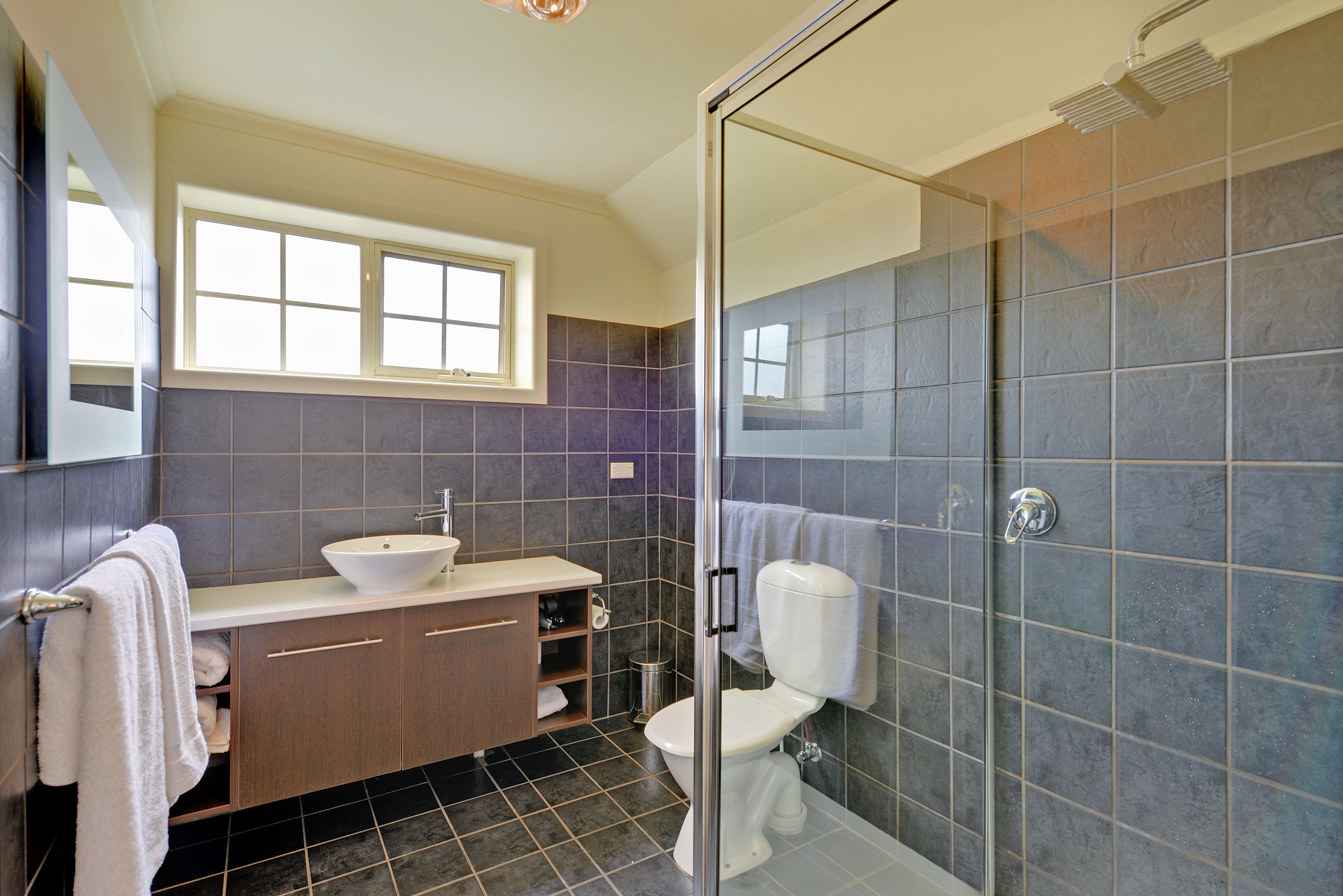 Aloft Boutique Accommodation — image 9