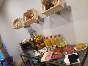 Daily buffet breakfast (EUR 9 per person)