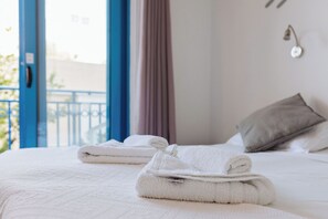 Desk, iron/ironing board, free WiFi, bed sheets - Nathalie Hotel (Rhodes)