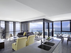 Lejlighed - 2 soveværelser (Ocean Spa) | Pengeskab på værelset, individuelt design, individuel indretning