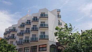 Mediterranea Hotel & Convention Center