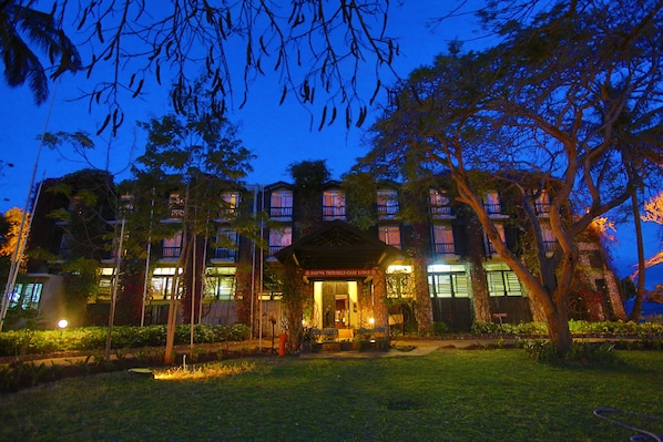 Front of property - evening/night