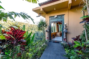 Bojog - Villa with Private Pool | Vistas al jardín