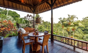 Panoramic View Villa | Vue depuis le balcon