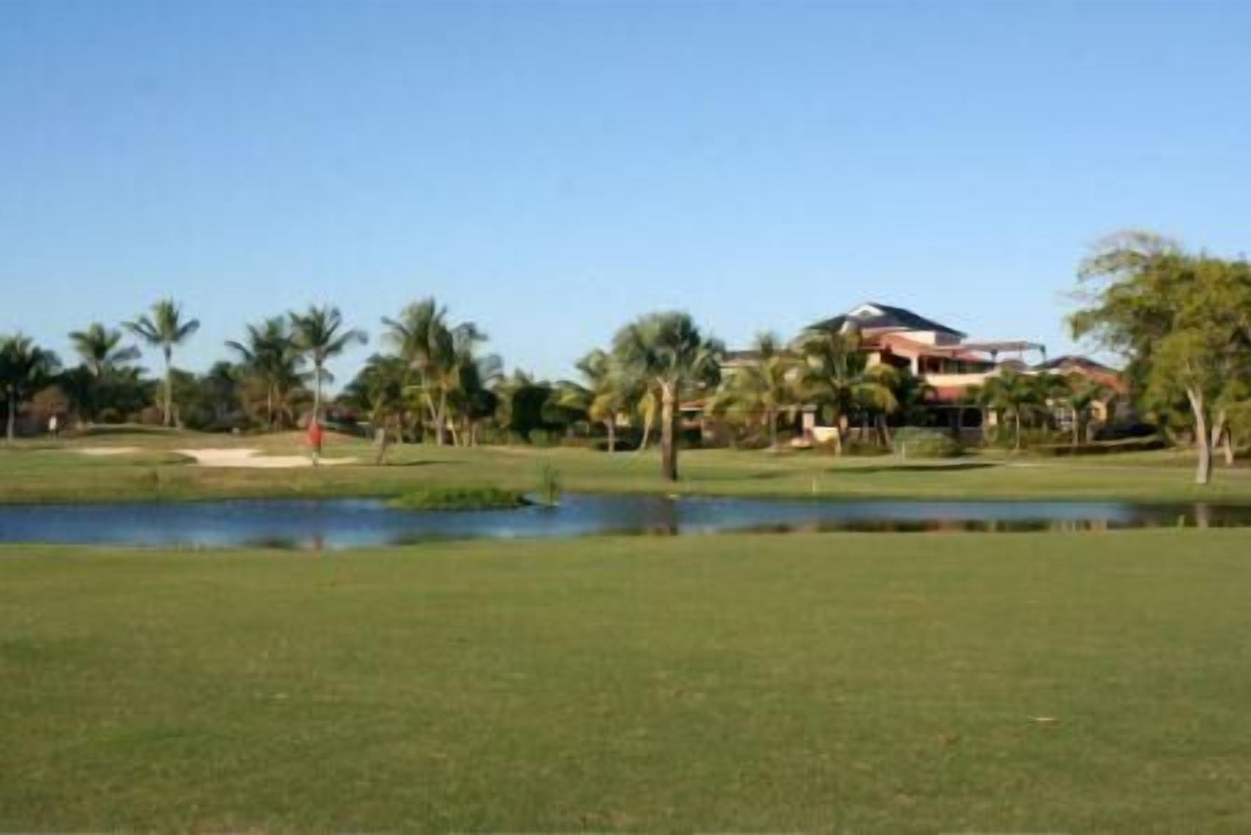 Foto - The Golf Suites