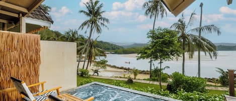 Caja de seguridad en la habitación y decoración personalizada