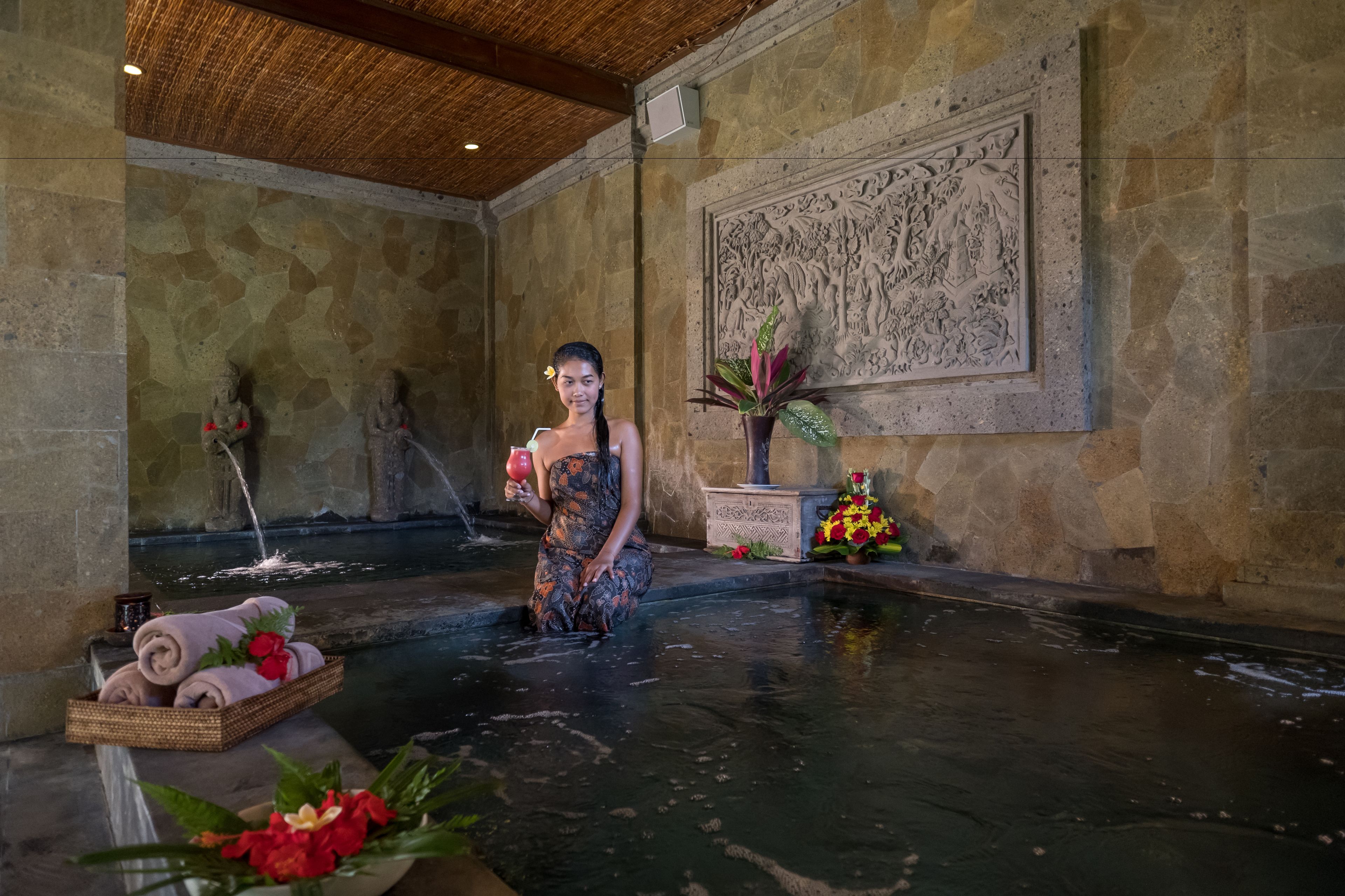 aromatherapy, body wraps, body scrubs, facials, ayurvedic treatments