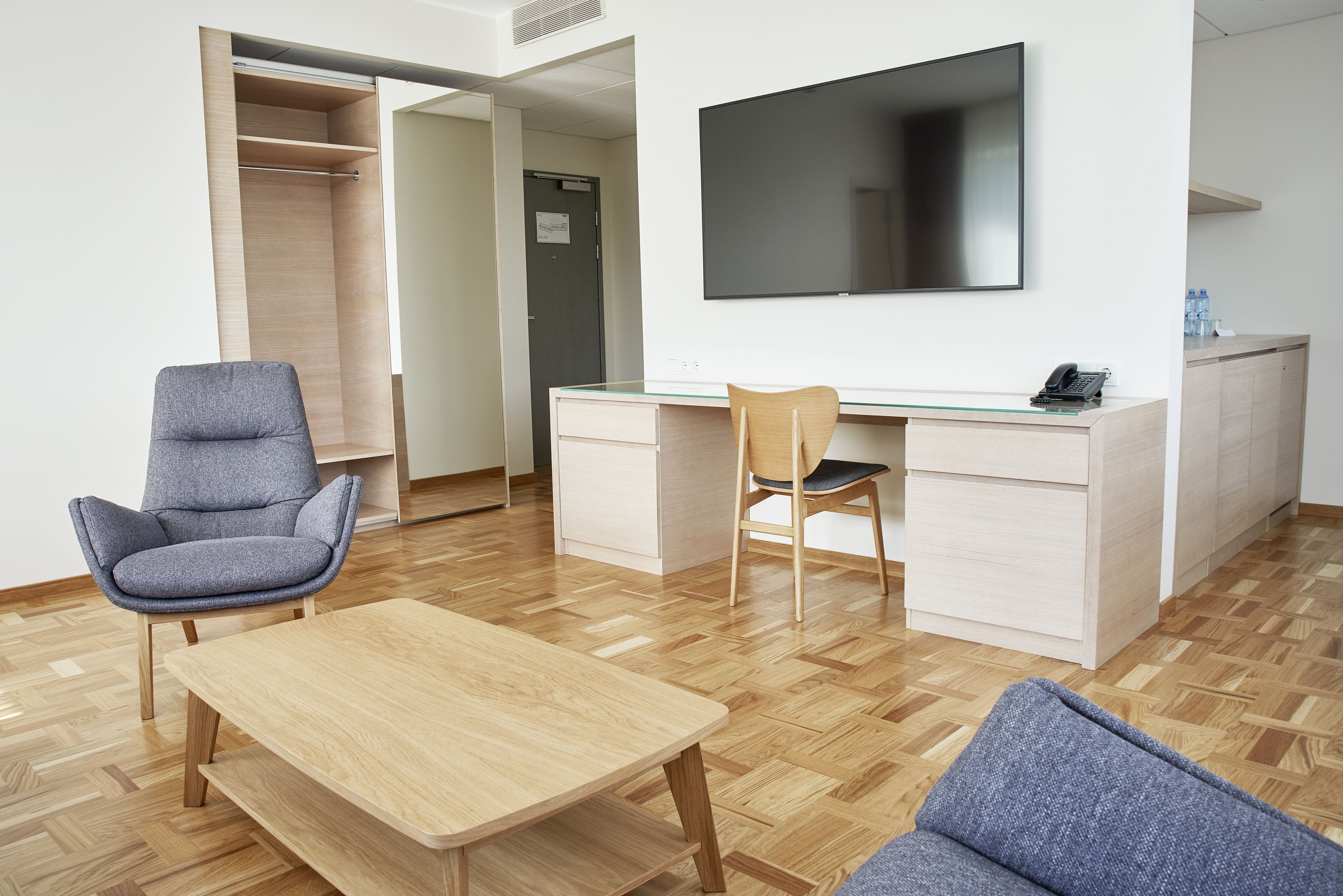 superior suite with spa access | 1 bedroom, hypo-allergenic bedding, minibar, in-room safe