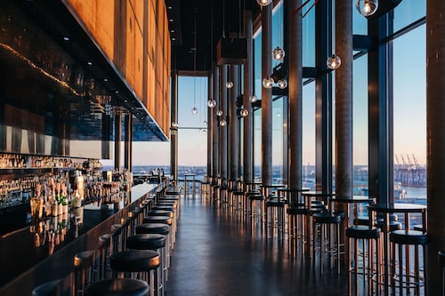 Empire Riverside Hotel