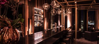 Empire Riverside Hotel