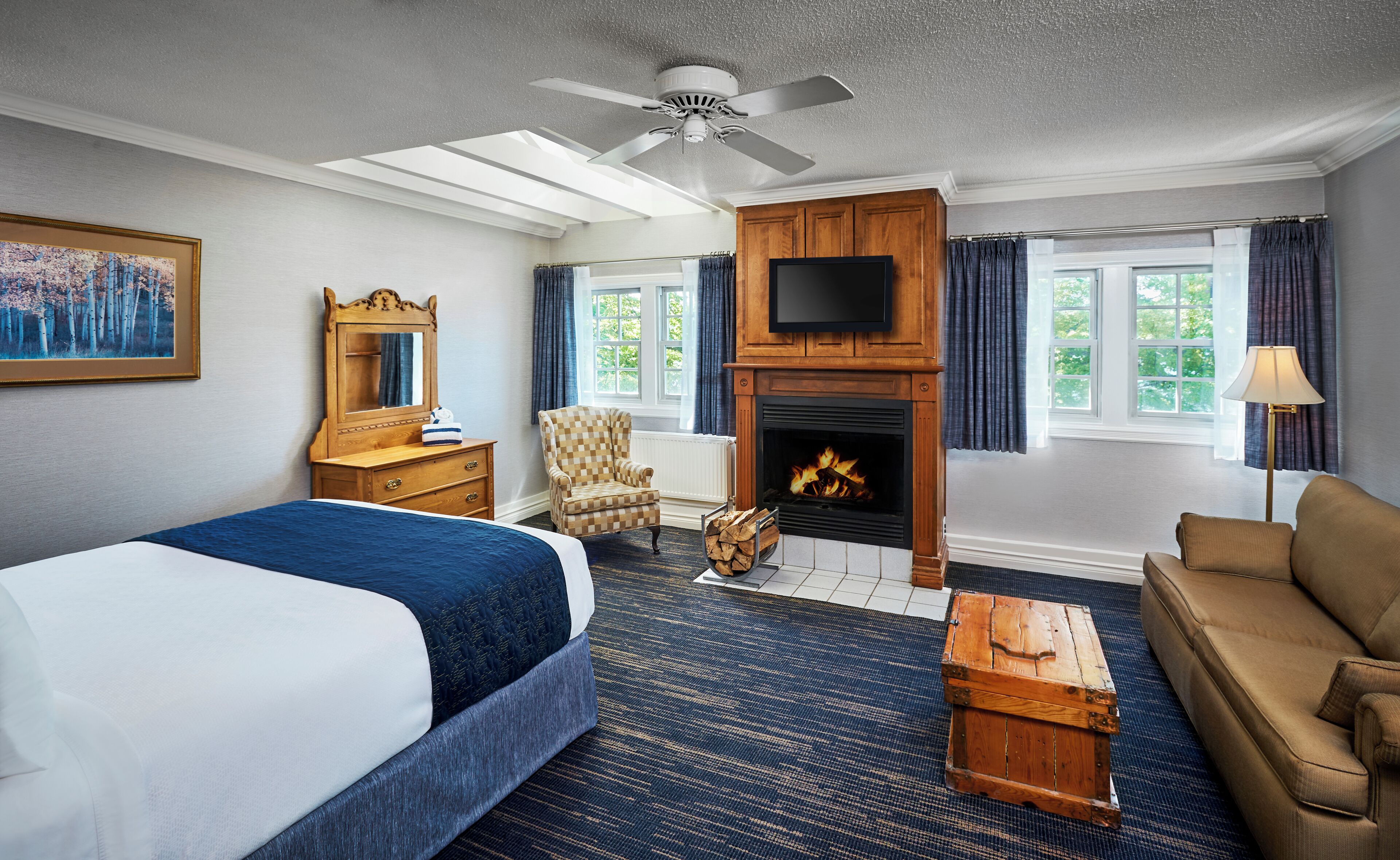 Standard Lakewinds Room  | 高档床上用品、加厚床垫、特色装修、特色家居