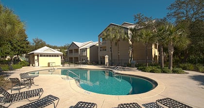 Holiday Inn Club Vacations at Bay Point Resort