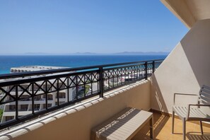Individually furnished, desk, laptop workspace, blackout drapes - Sol Cosmopolitan Rhodes - All inclusive (Rhodes)