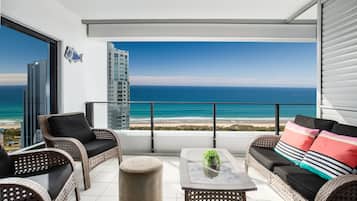 Apartment, 3 Bedrooms, Ocean View | Beach/ocean view