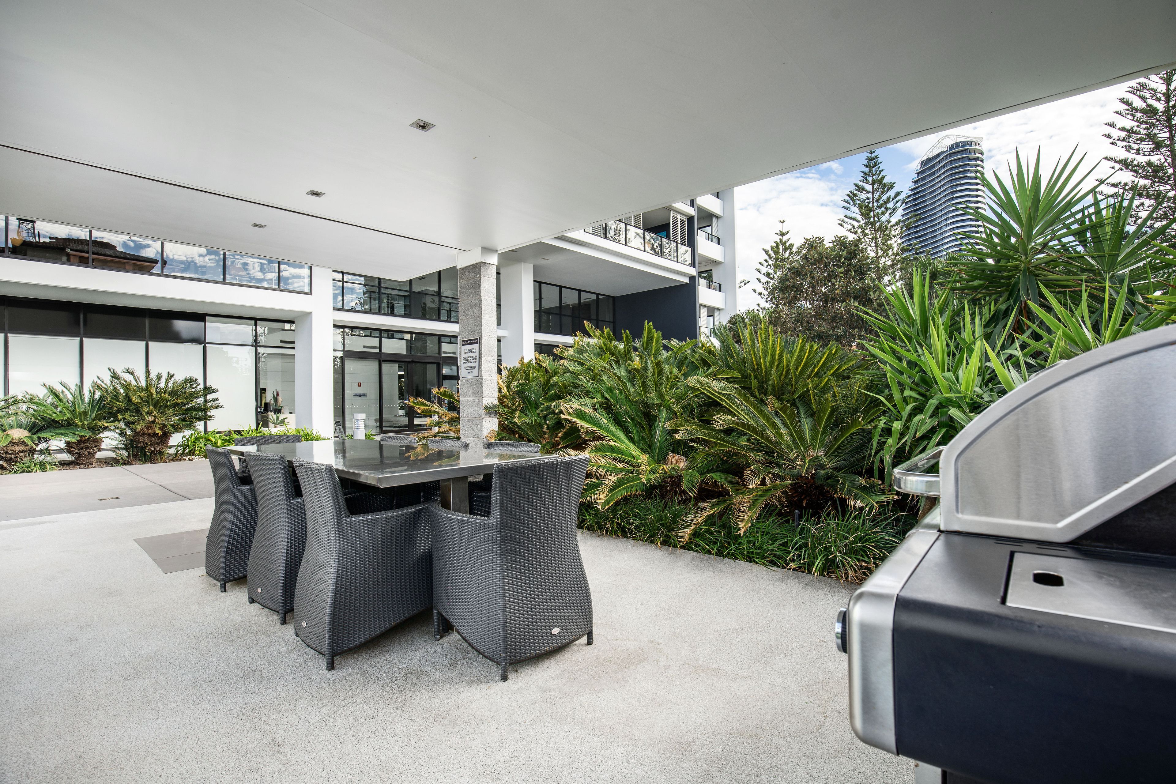 Ultra Broadbeach — image 27