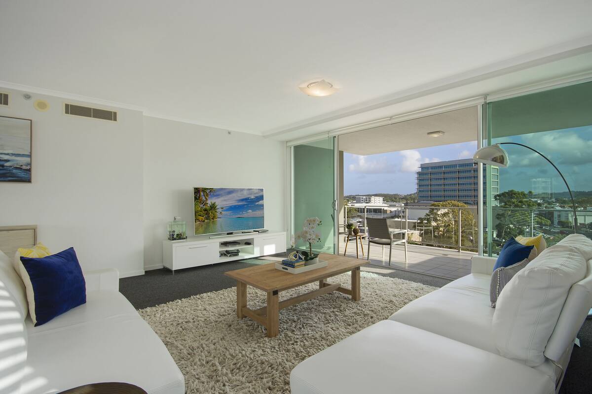 Three Bedroom Apartment | Living area