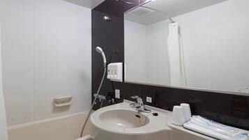 Premium bedding, desk, blackout drapes, soundproofing