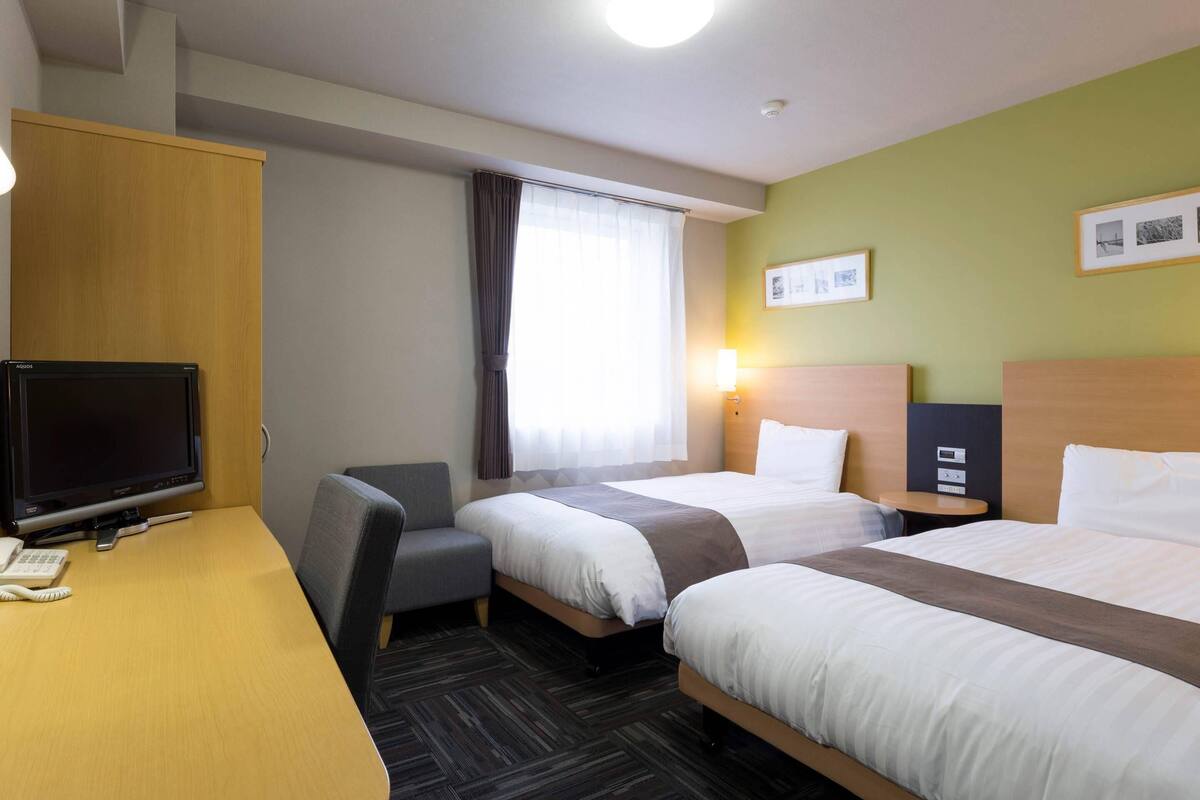 Standard Twin Room, Non Smoking | Premium bedding, desk, blackout drapes, soundproofing
