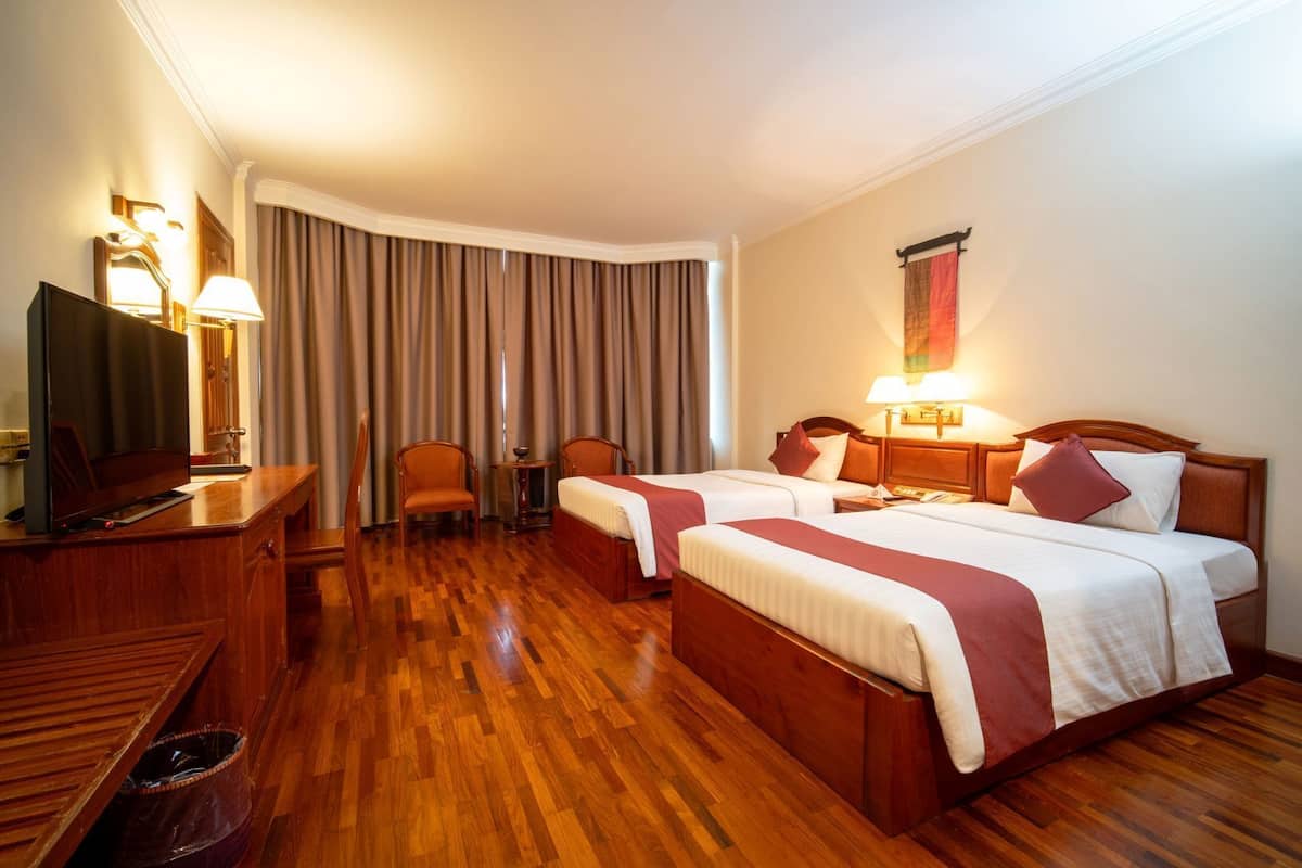 Down duvets, minibar, in-room safe, desk