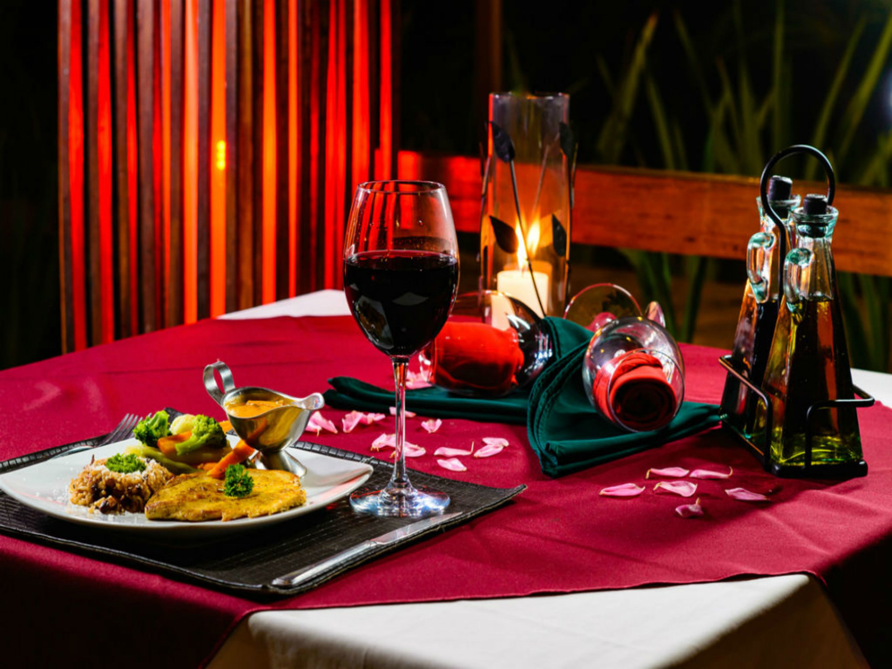 breakfast, lunch, dinner served; caribbean cuisine