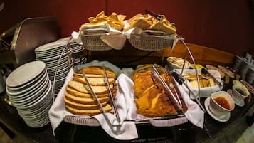 Desayuno estilo bufé