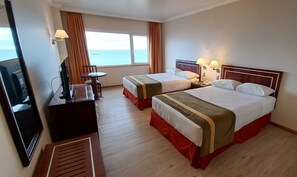 Minibar, caja de seguridad en la habitación, escritorio y wifi gratis