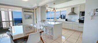 Contessa Holiday Apartments