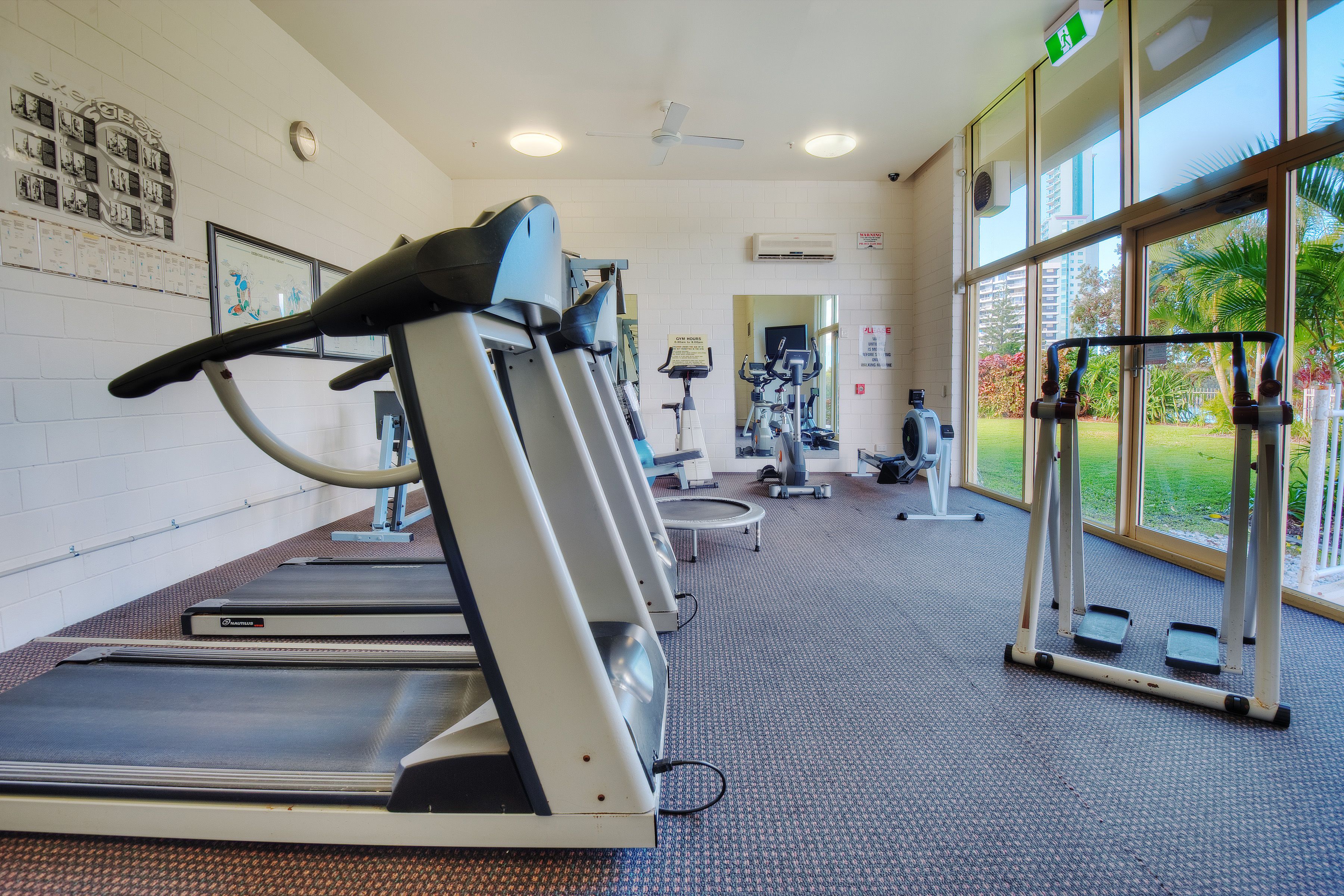 Contessa Holiday Apartments — image 28