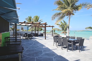 Dining - Hideaways Exuma (George Town)