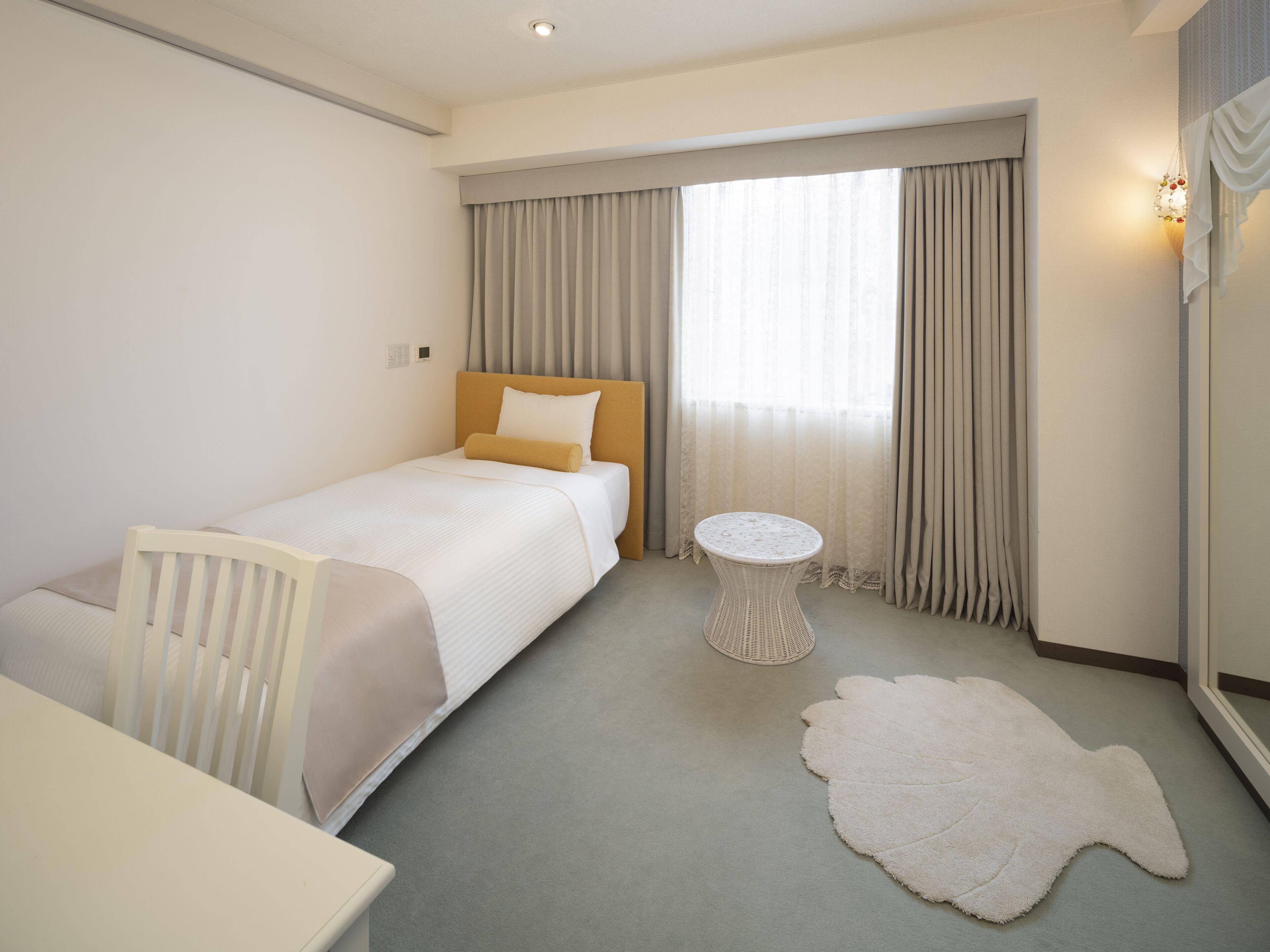 premium bedding, in-room safe, desk, iron/ironing board