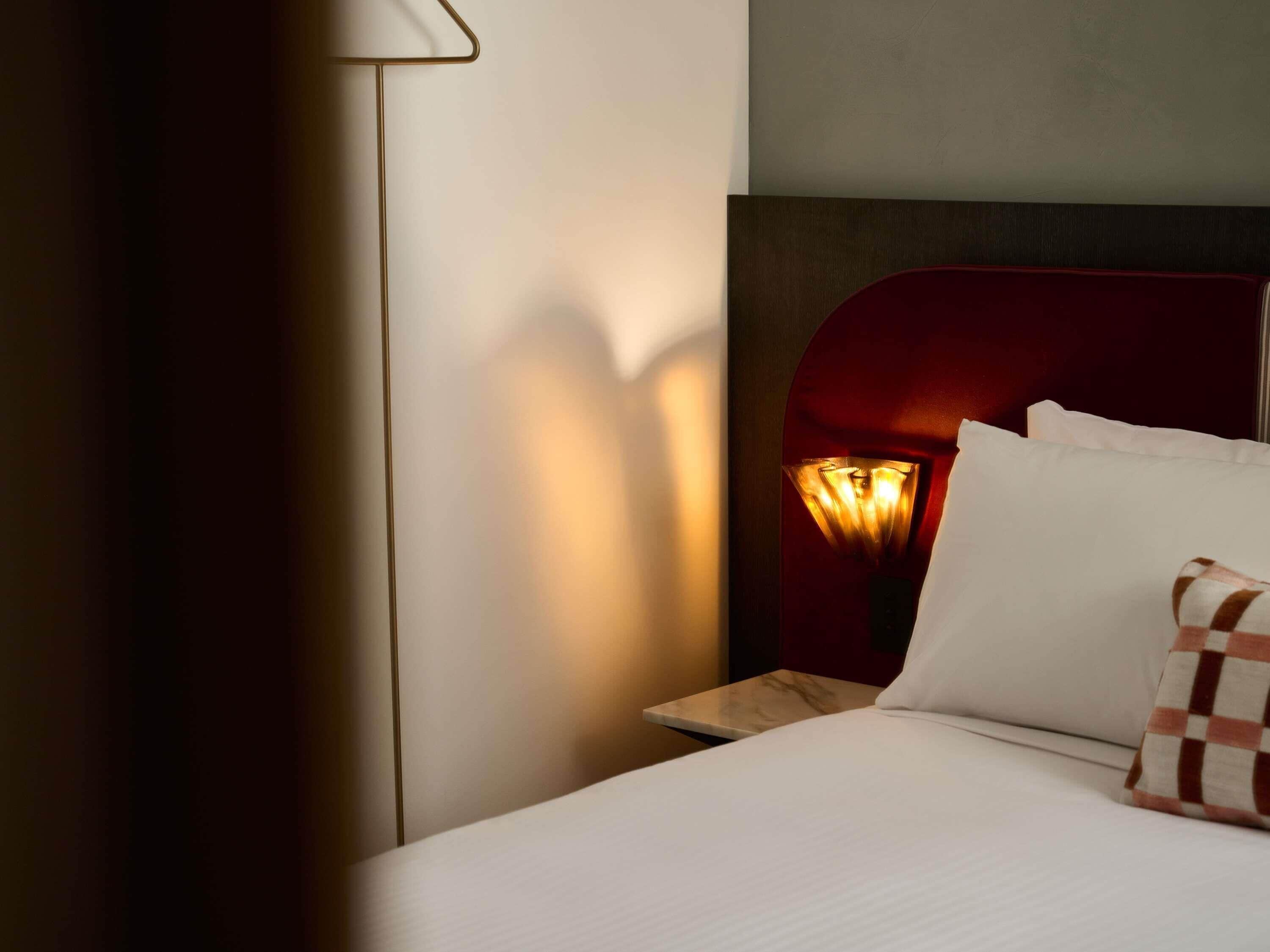 Room, 1 Queen Bed, Accessible (Bambina) | Premium bedding, pillow-top beds, minibar, in-room safe