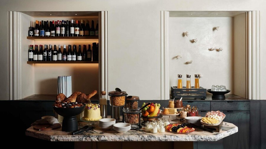 Hotel Morris Sydney - Handwritten Collection