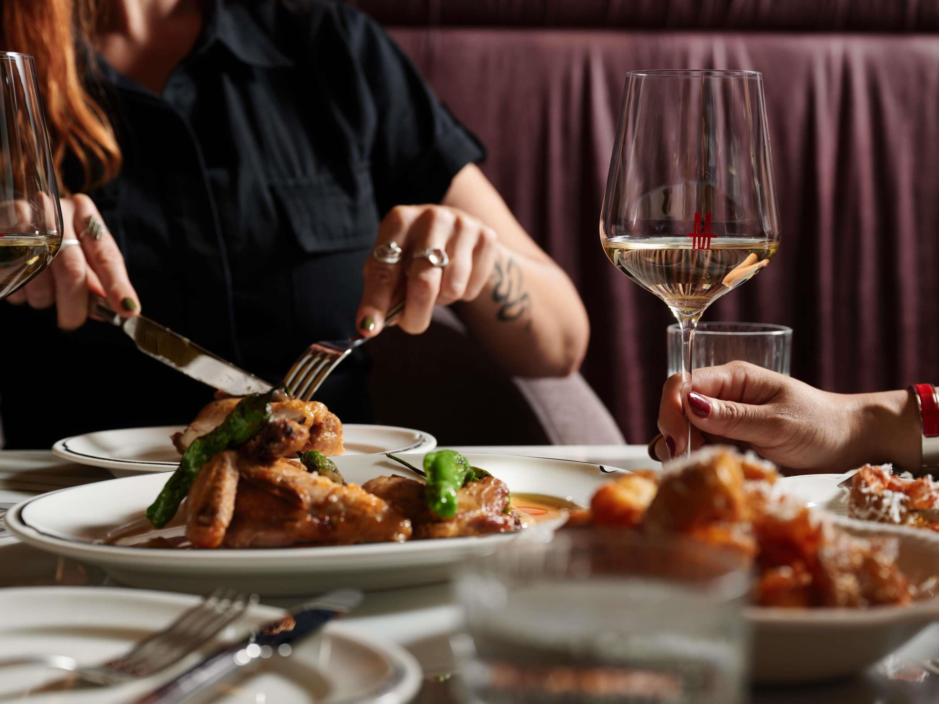 Photo - Hotel Morris Sydney, Handwritten Collection